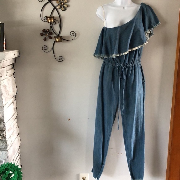 Blank NYC Making Waves Cotton Jumpsuit XS Frayed One Shoulder Back Cutout Pants - Picture 4 of 16
